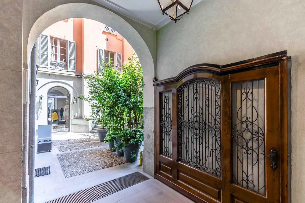 Quadrilatero Della Moda- Luxury Loft In The Heart Of The Fashion District Milano Lägenhet