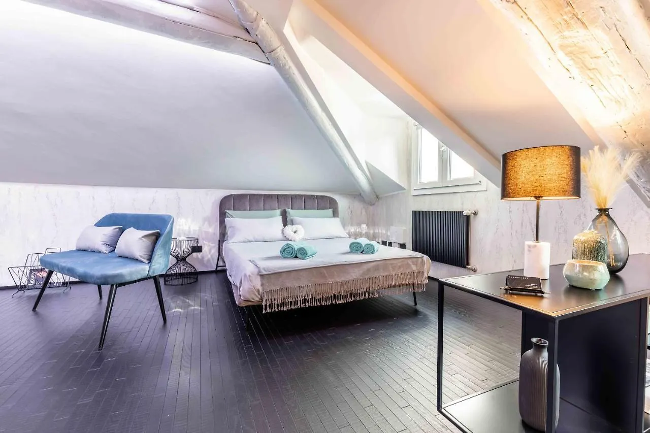 Lägenhet Quadrilatero Della Moda- Luxury Loft In The Heart Of The Fashion District Milano Italien