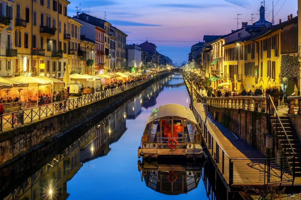 Lägenhet Quadrilatero Della Moda- Luxury Loft In The Heart Of The Fashion District Milano Italien