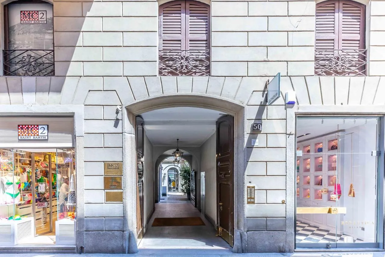 Quadrilatero Della Moda- Luxury Loft In The Heart Of The Fashion District Milán 0*,