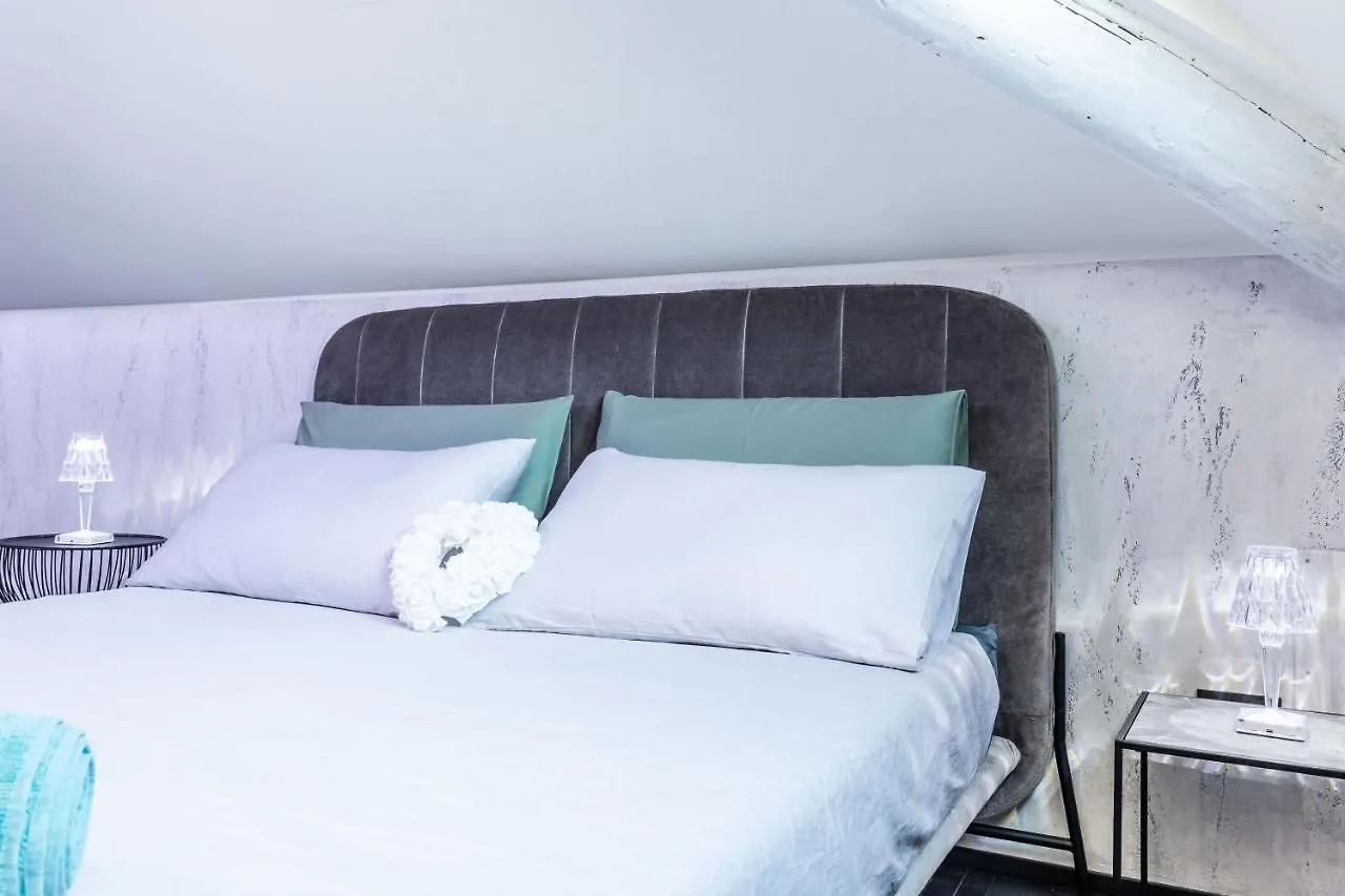 Quadrilatero Della Moda- Luxury Loft In The Heart Of The Fashion District Milán 0*,  Italia
